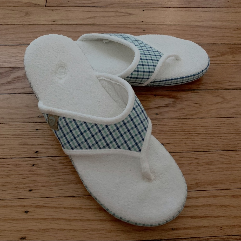 Acorn Thong Slippers
